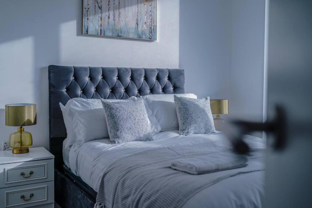 Stunning 2-Bed Premium Apartment - Free Wi-Fi Preston  Ngoại thất bức ảnh